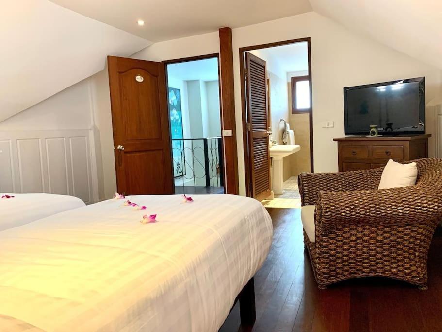 Beachfront Villa Charmant With Private Pool Koh Samui Ngoại thất bức ảnh